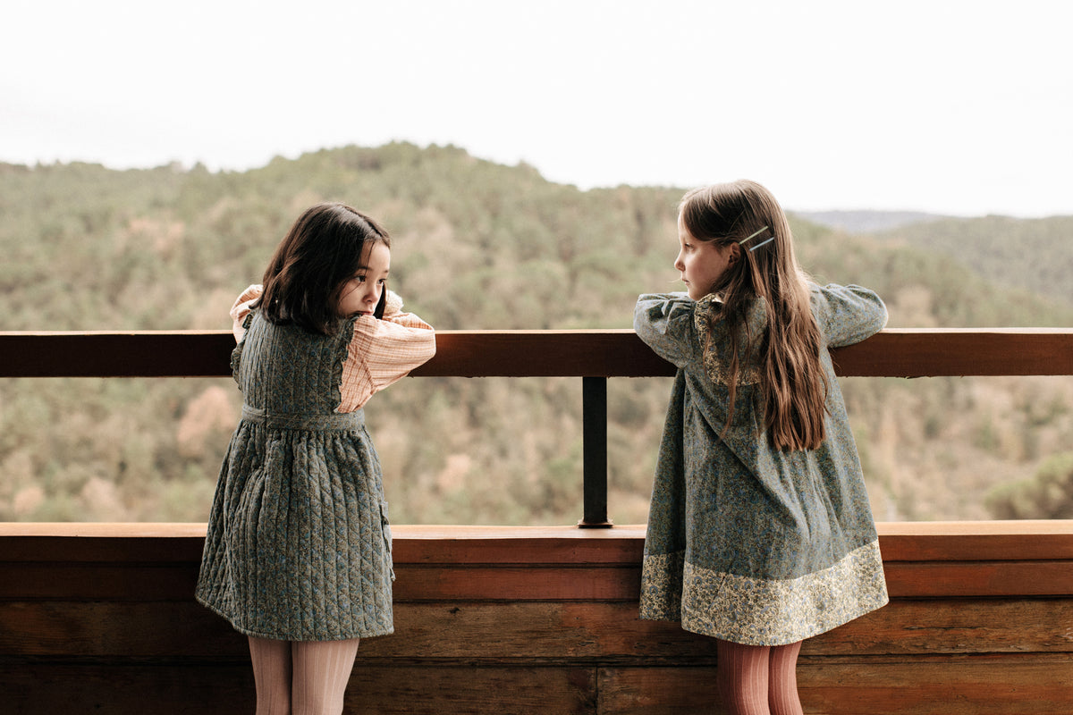 Apolina – Sage Kids