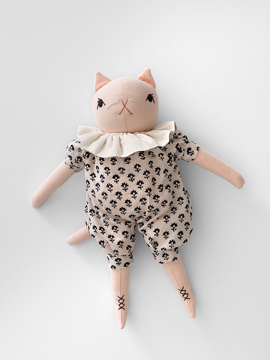 PDC + Apolina Sesame Medium Cat- CAMILLE-