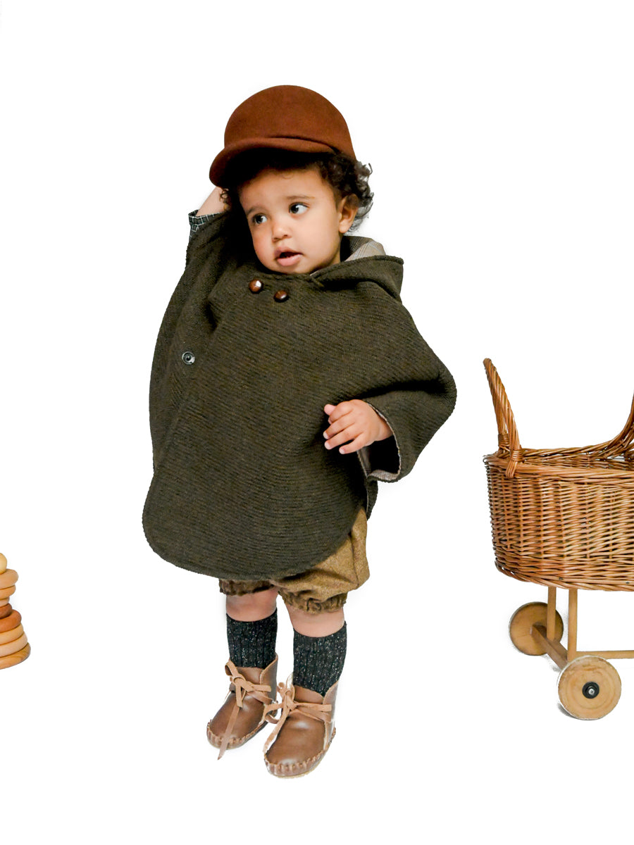 Lupo Poncho - Black Grey Clouds – Sage Kids