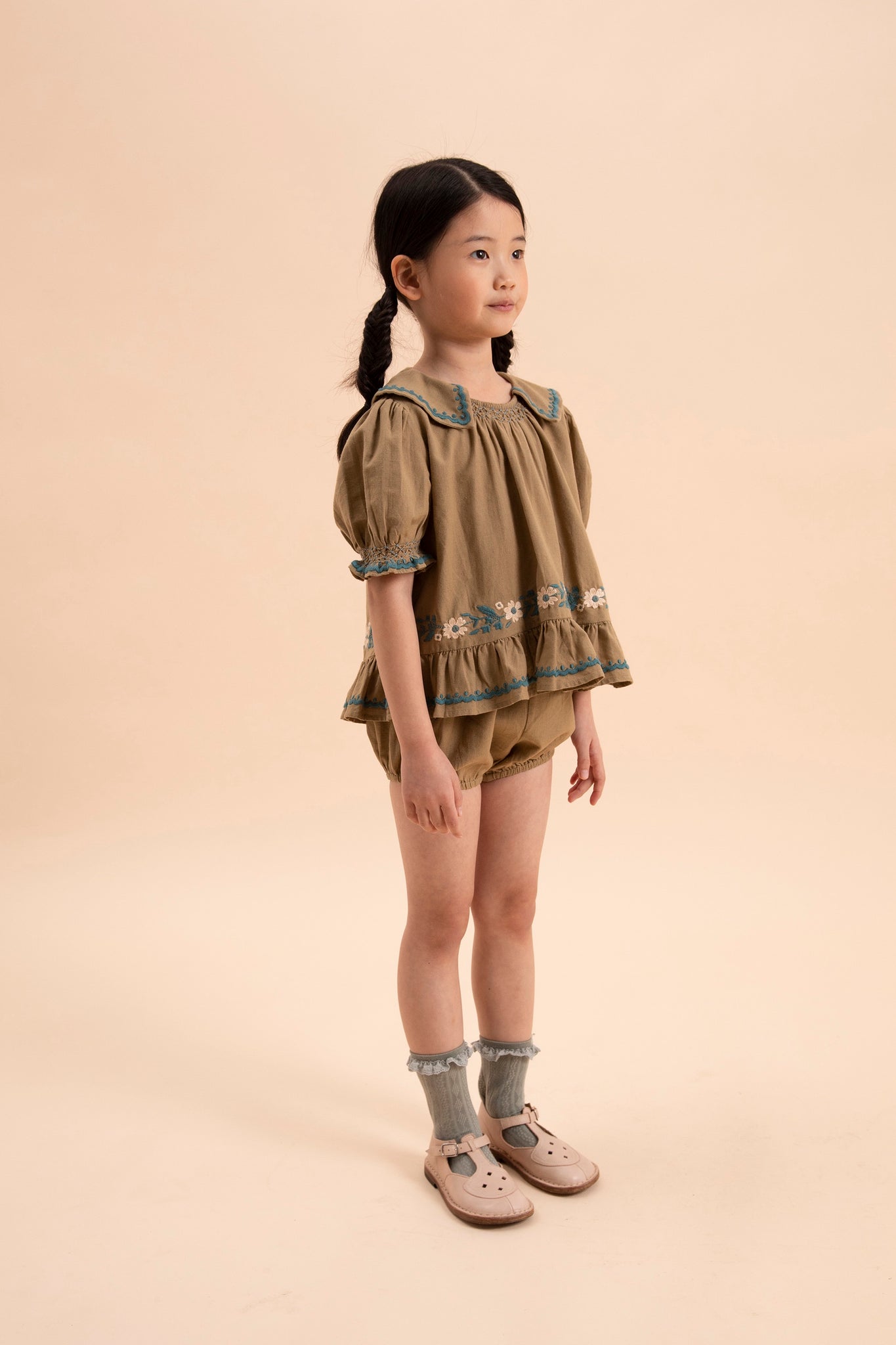 Apolina Betty Short Set In Bracken For Girls.